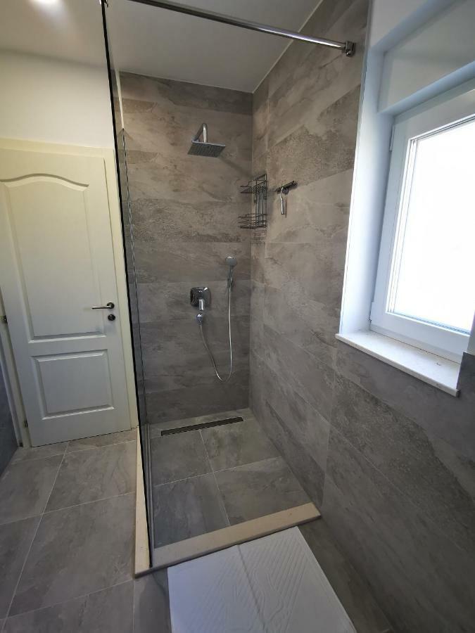 New Apartments 9 Minutes From Split Airport Kaštela Екстериор снимка
