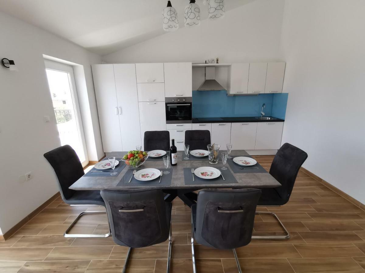 New Apartments 9 Minutes From Split Airport Kaštela Екстериор снимка